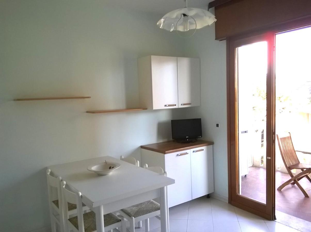 Lucerna Apartments At Sabbiadoro Beach Lignano Sabbiadoro Eksteriør bilde